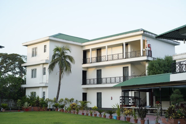 Jaanki Farms & Resort