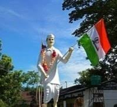 Mukunda Kakati Biography from Assam