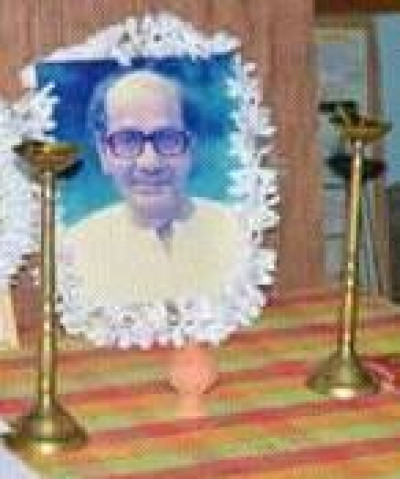 Kirtinath Hazarika Biography - Assamese Journalist, Writer, Editor And Sahitya Sabha President — famous personality from Assam