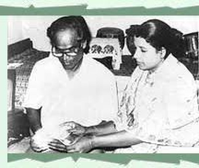 Rameshwar Pathak Biography - Legendary Kamrupi Lokgeet Singer Of Assam — famous personality from Assam