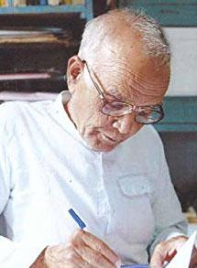 Rabindra Nath Upadhyay Biography - Padma Shri Awardee, Gandhian Social Worker And Freedom Fighter From Assam — famous personality from Assam