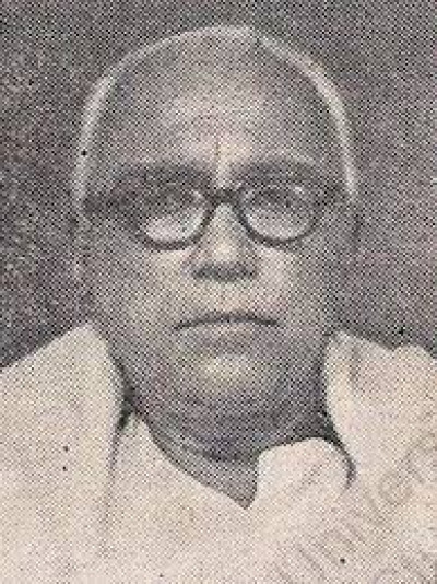 Giridhar Sarma - Famous Assamese Litterateur And Educationist — famous personality from Assam