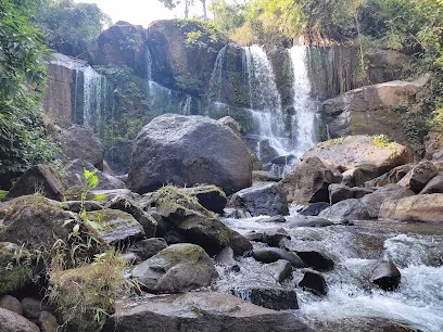 Balwa Wari Waterfall, Boko