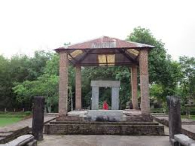 Da Parbatia Temple Tezpur Photo