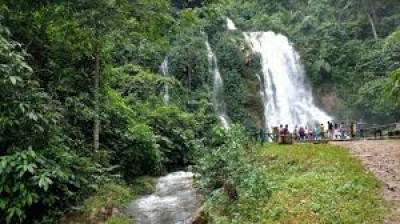 Kangthilangso Waterfall Photo