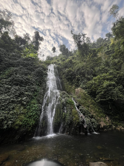 Kangthilangso Waterfall Photo