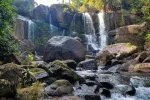 Balwa Wari Waterfall, Boko