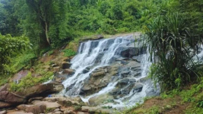 Soloka Dare Waterfall tourist place in Assam