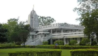 Radha Krishna Mandir (jalan Mandir), Dibrugarh — tourist place in Assam